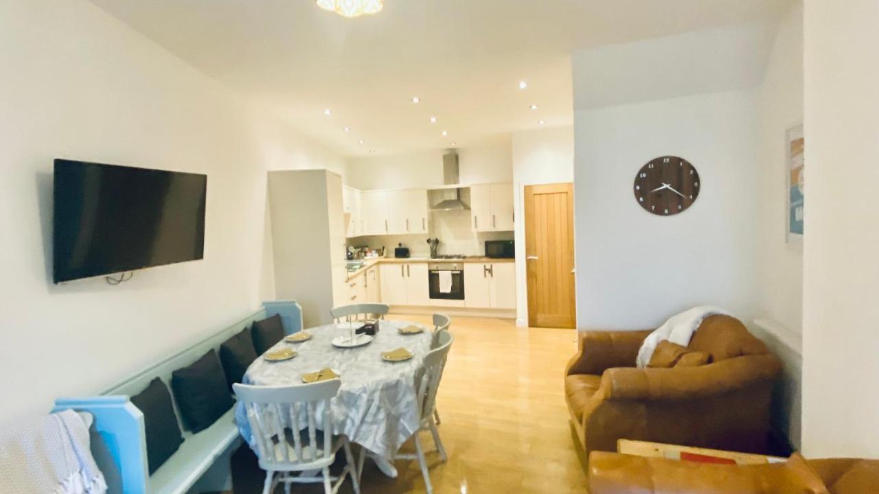 The Bonting Beautiful Three Bed Townhouse Near Harbour And Beach Torquay Luaran gambar