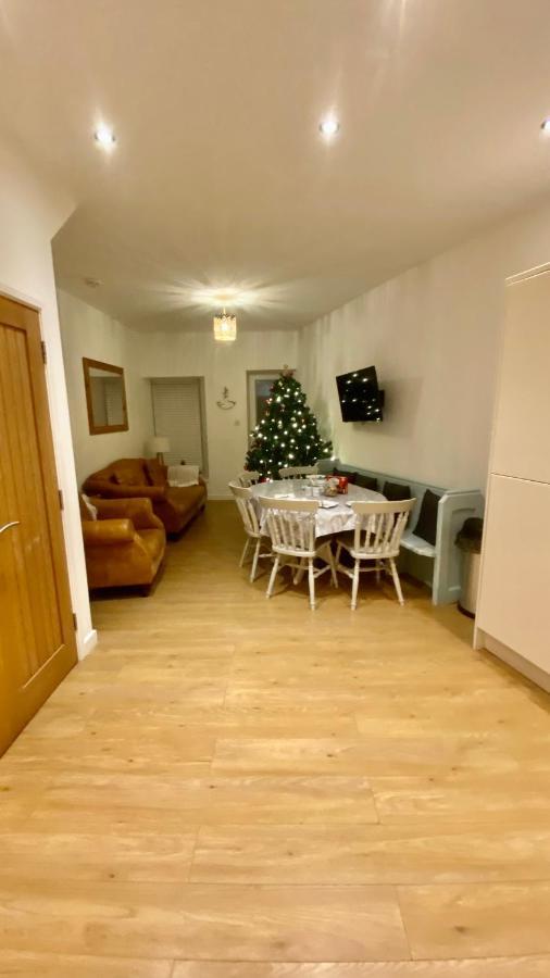 The Bonting Beautiful Three Bed Townhouse Near Harbour And Beach Torquay Luaran gambar